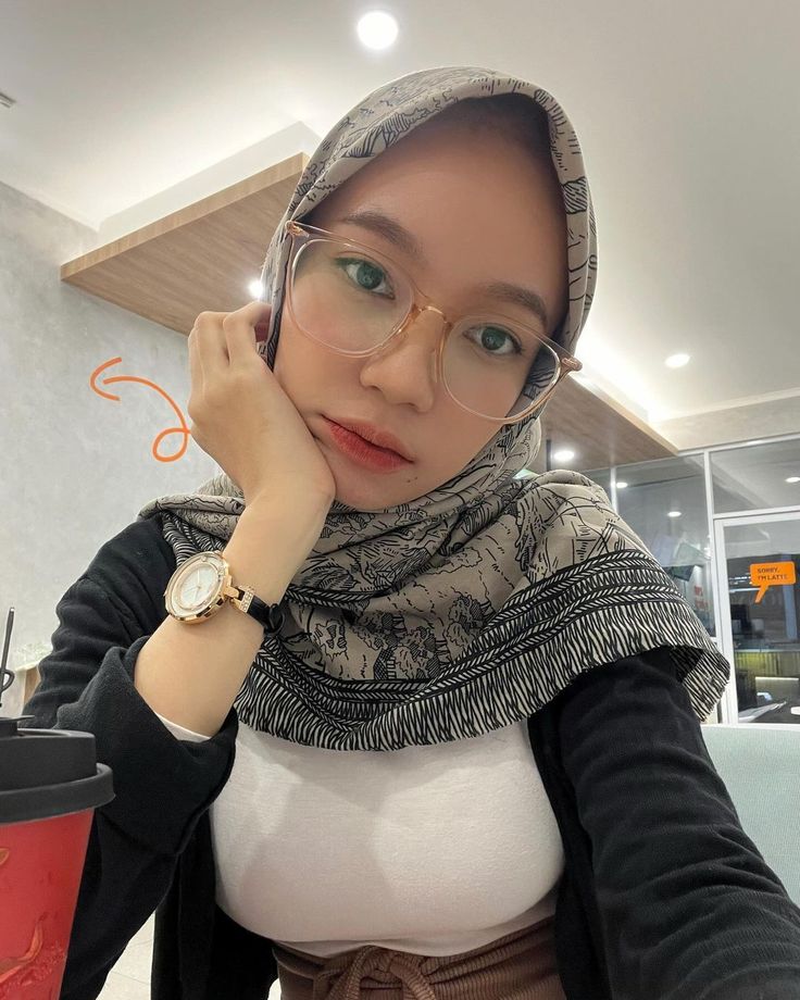Viral ABG Hijab Tutorial Wiwik Sampe Muntah Top Trending Global Indonesia 2025
